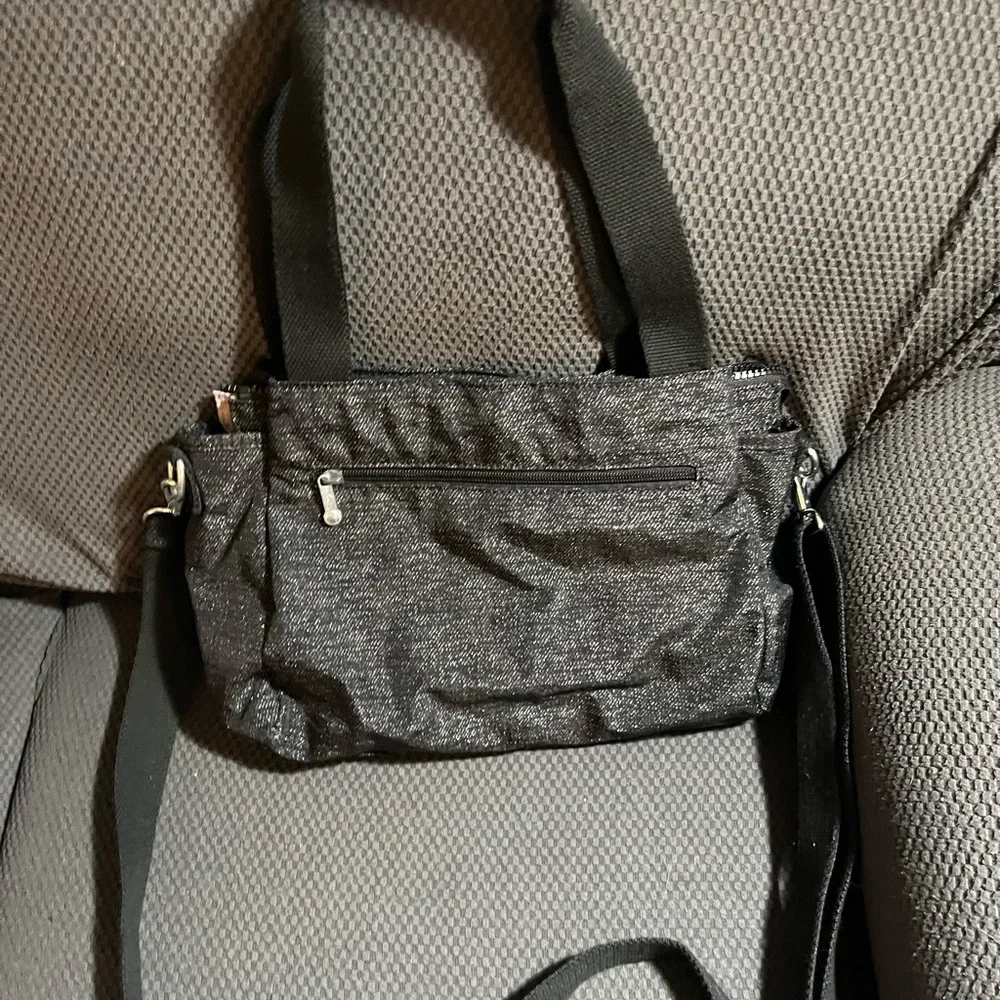 Kipling - Picture 3 of 8